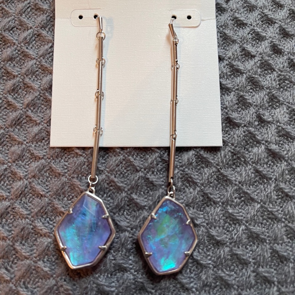 Kendra Scott Charmian earrings